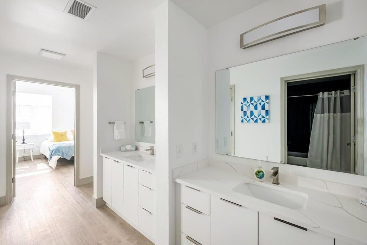 4B 3Ba Premium Family Apartment With Gym Charlotte Esterno foto
